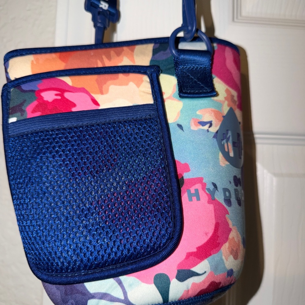 Hydrojug Floral Jug Sleeve - Picture 2 of 7